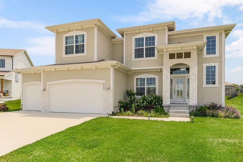 6705 105th St, Kansas City, MO 64154