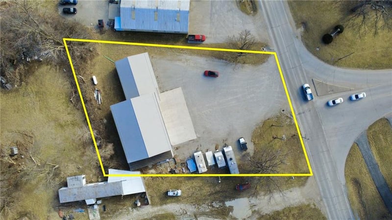 1744 Oklahoma Ave, Trenton, MO 64683