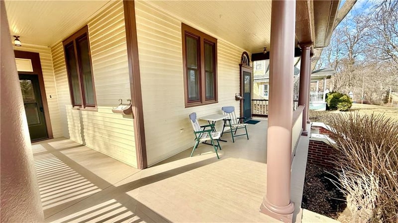 2324 Goff Ave, St Joseph, MO 64506