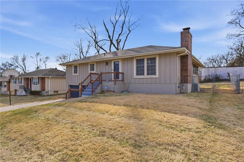 6708 Manchester Ave, Kansas City, MO 64133