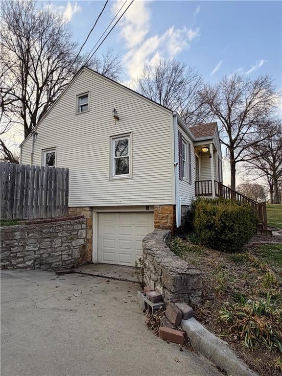 5210 Newton St, Overland Park, KS 66202