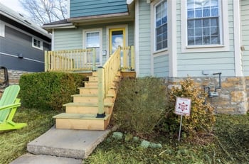 3629 State Line Rd, Kansas City, MO 64111