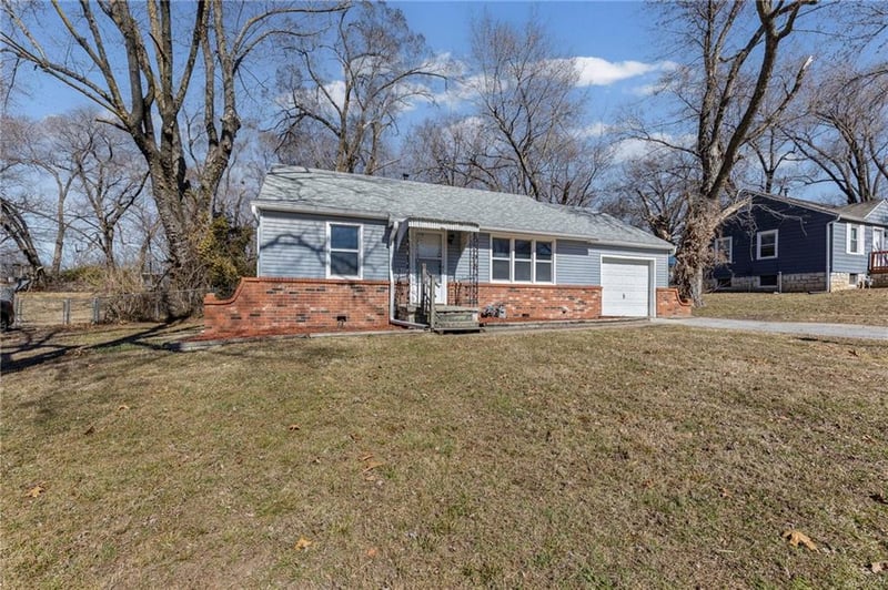 7718 Longwood Ave, Kansas City, KS 66109