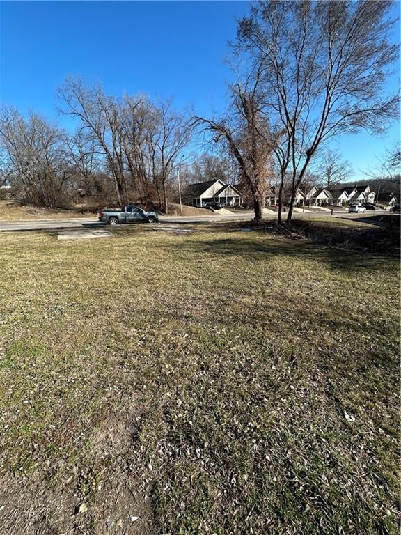 2738 Jackson Ave, Kansas City, MO 64128