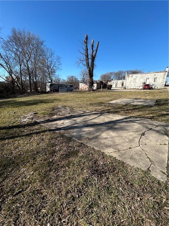 2738 Jackson Ave, Kansas City, MO 64128