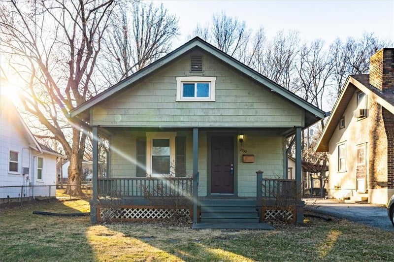 7730 Jefferson St, Kansas City, MO 64114