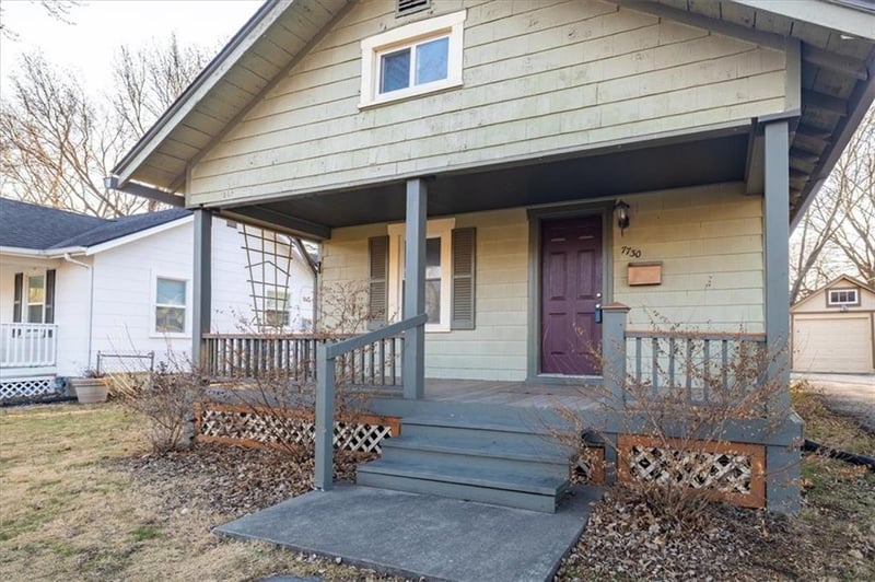 7730 Jefferson St, Kansas City, MO 64114
