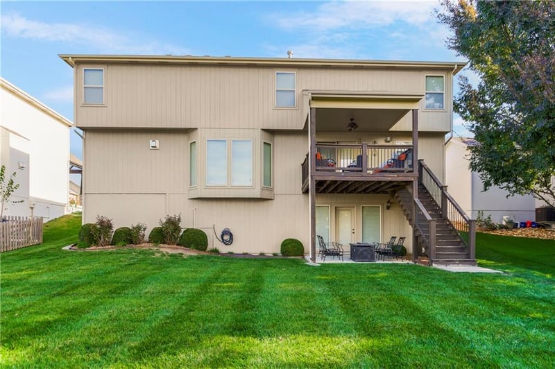 10312 Tullis Dr, Kansas City, MO 64157