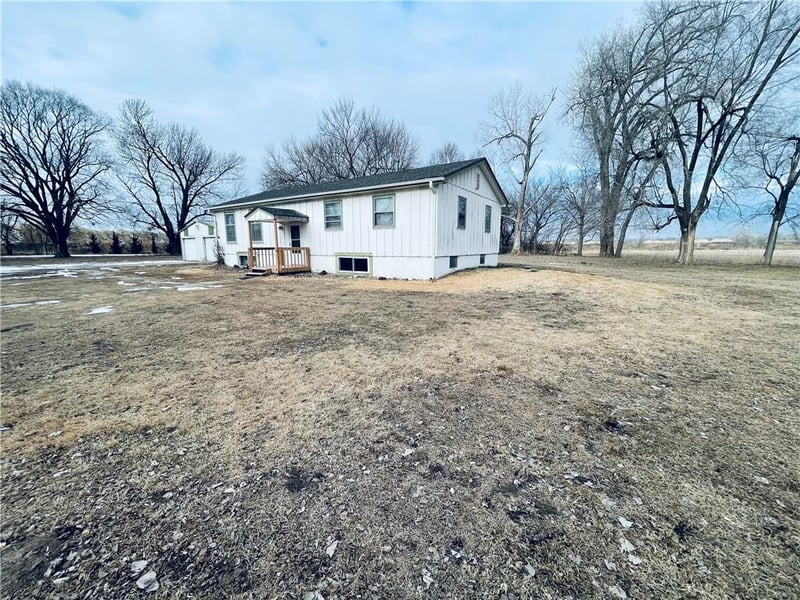 4722 Prairie Ave, Shawnee, KS 66226