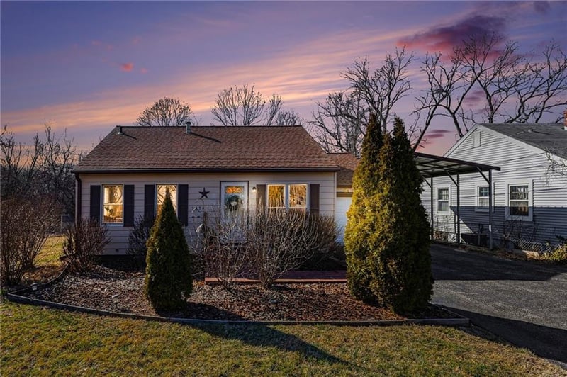 3434 Monterey Ave, Kansas City, MO 64117