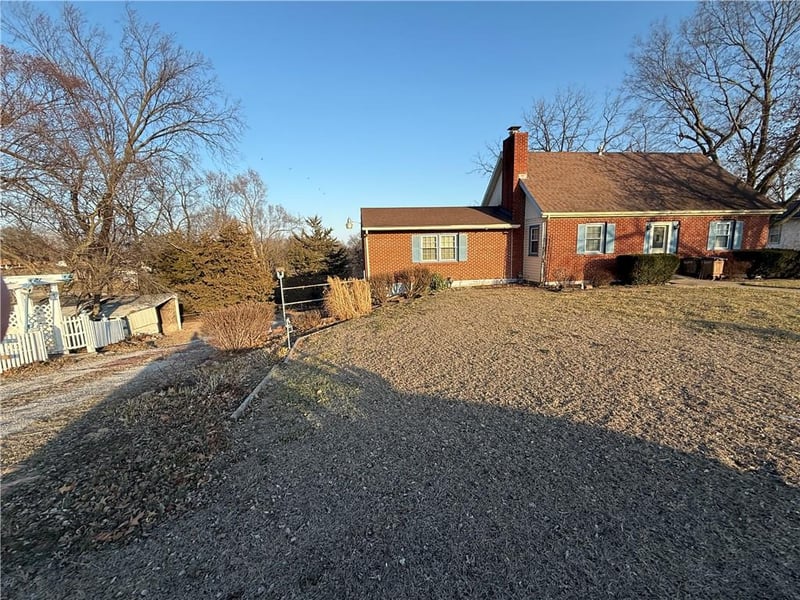 404 14th St, Atchison, KS 66002
