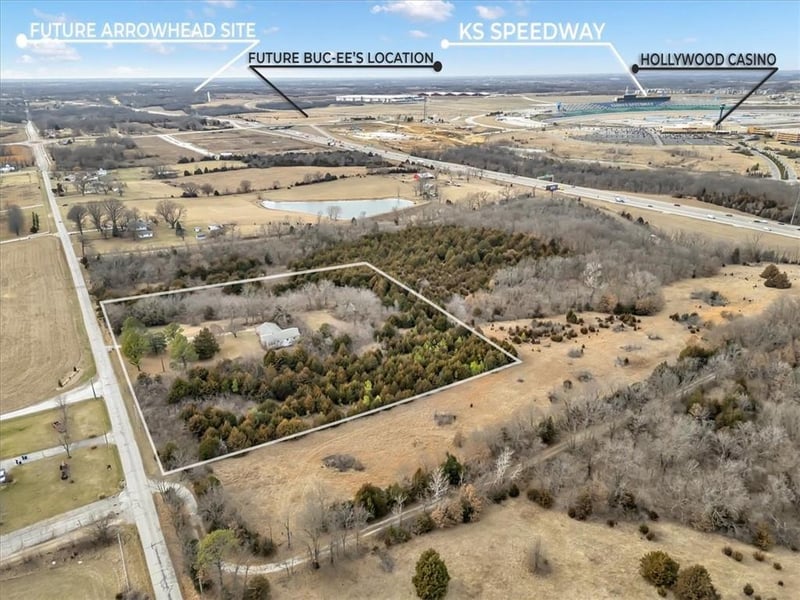 10350 Riverview Ave, Kansas City, KS 66111