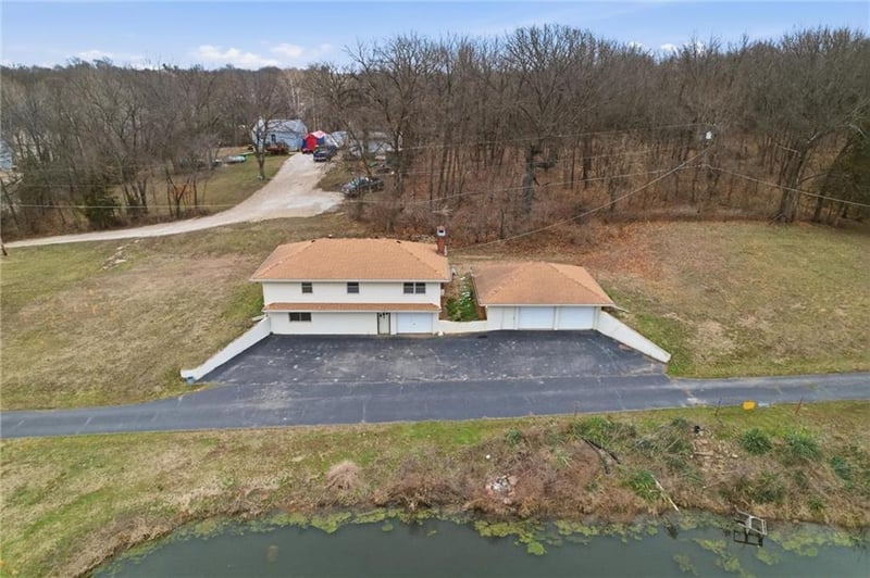 11151 Leavenworth Rd, Kansas City, KS 66109