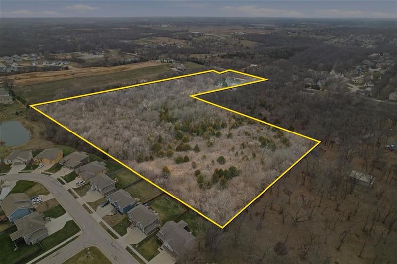 11151 Leavenworth Rd, Kansas City, KS 66109