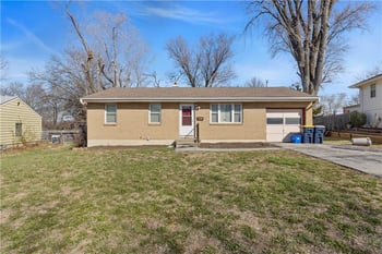 7710 NE 54th St, Kansas City, MO 64119