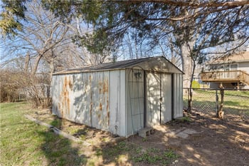 7710 NE 54th St, Kansas City, MO 64119