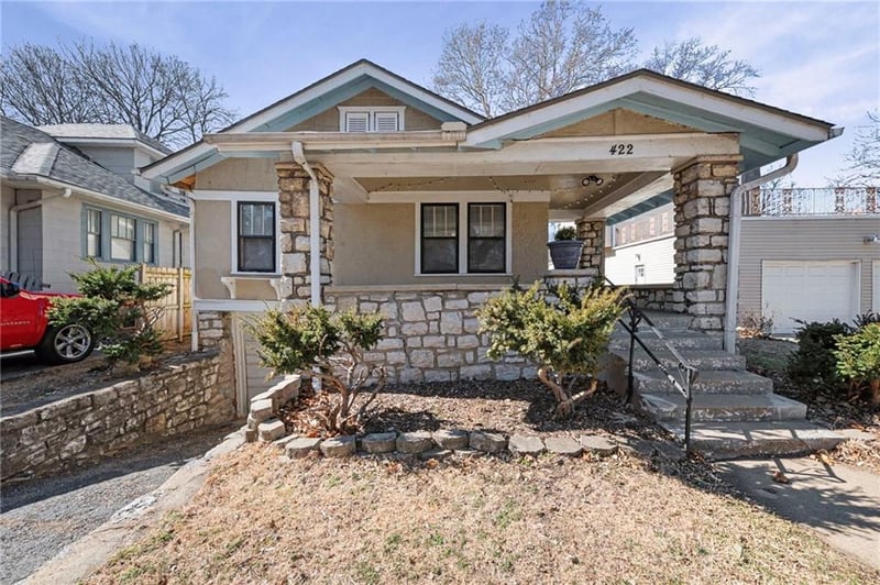 422 N Kensington Ave, Kansas City, MO 64123