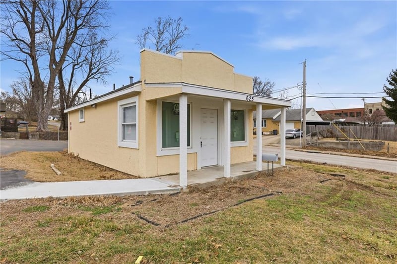 625 23rd St, Independence, MO 64055
