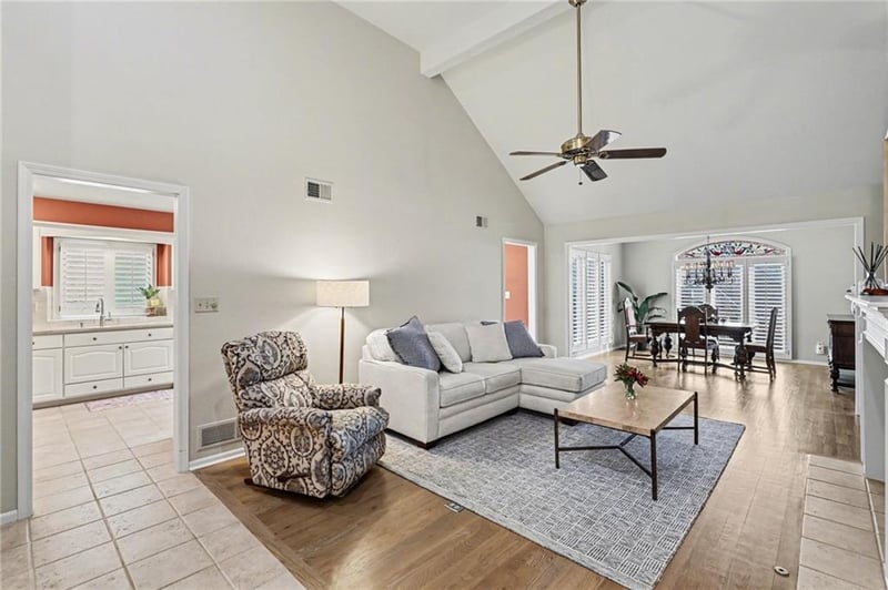 7865 118th Ter, Overland Park, KS 66210