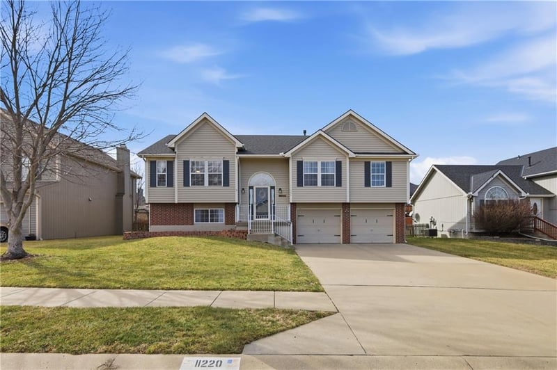 11220 Pennsylvania Ave, Kansas City, MO 64155