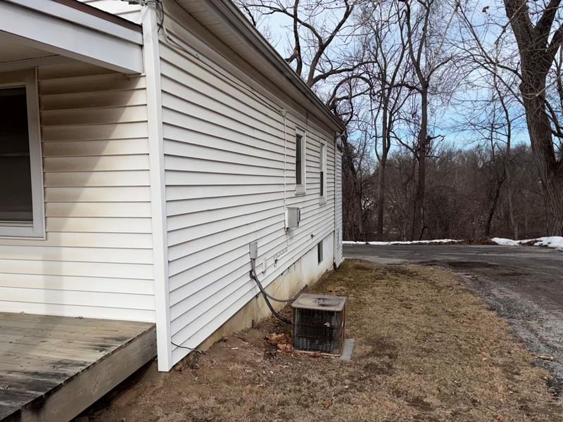 11229 Evans St, Sugar Creek, MO 64050