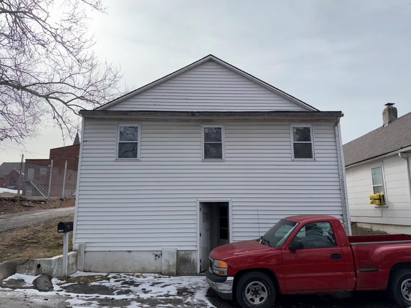 11229 Evans St, Sugar Creek, MO 64050