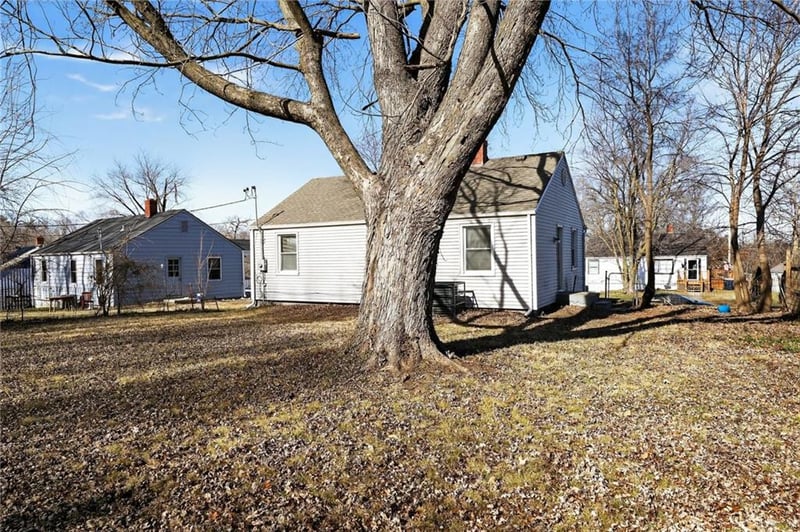 7717 Sni A Bar Ter, Kansas City, MO 64129