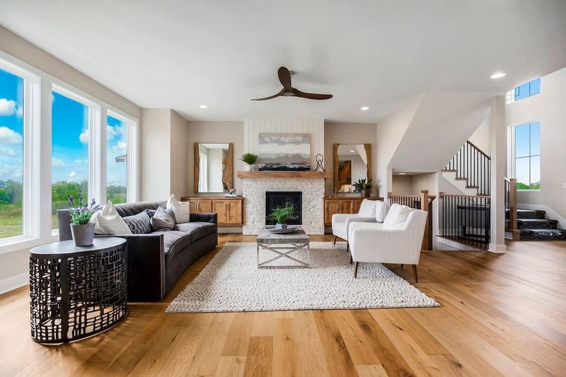 12231 Solomon Rd, Olathe, KS 66061