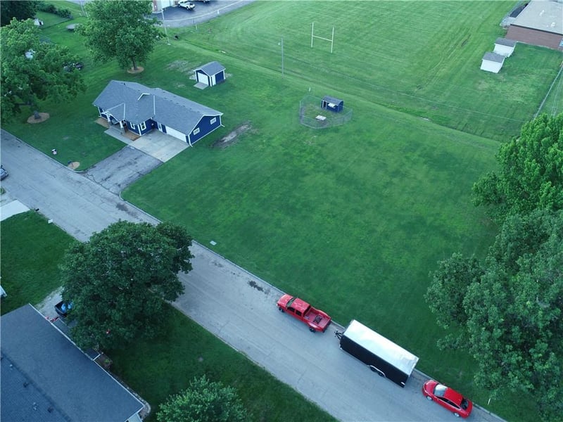 1204 Main St, Paola, KS 66071