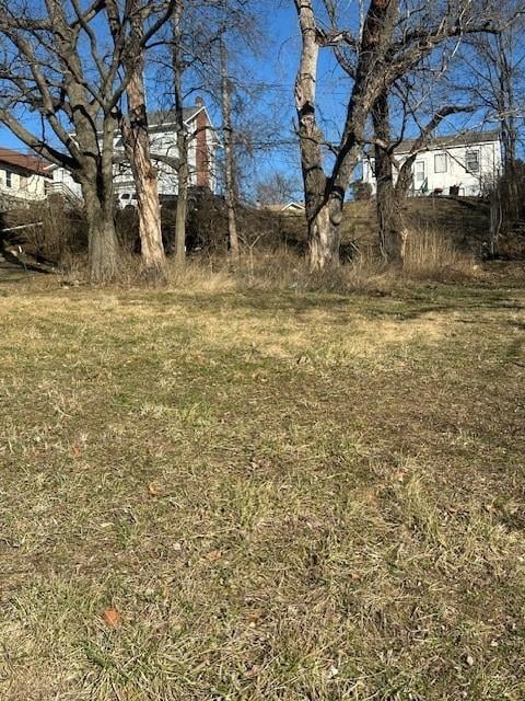 4439 Agnes Ave, Kansas City, MO 64130