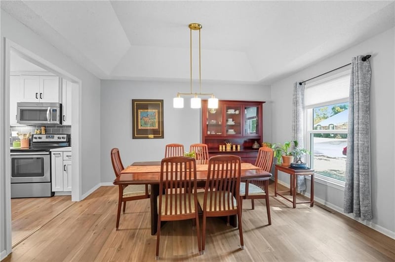 9400 112th St, Overland Park, KS 66210