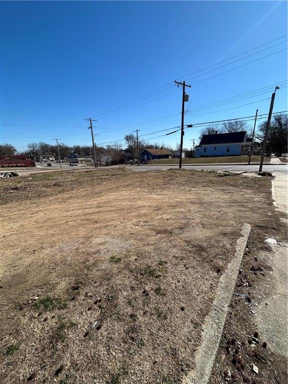 5204 24 St, Kansas City, MO 64127