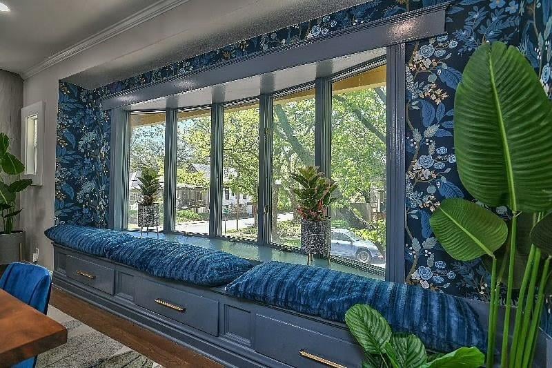 700 43rd St, Kansas City, MO 64110