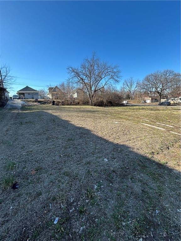 2332 Lister Ave, Kansas City, MO 64127