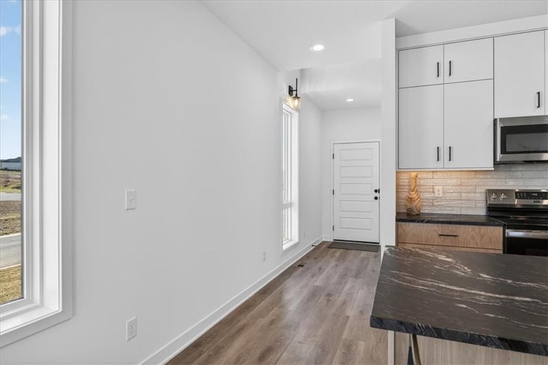 22502 93rd Ter, Lenexa, KS 66227