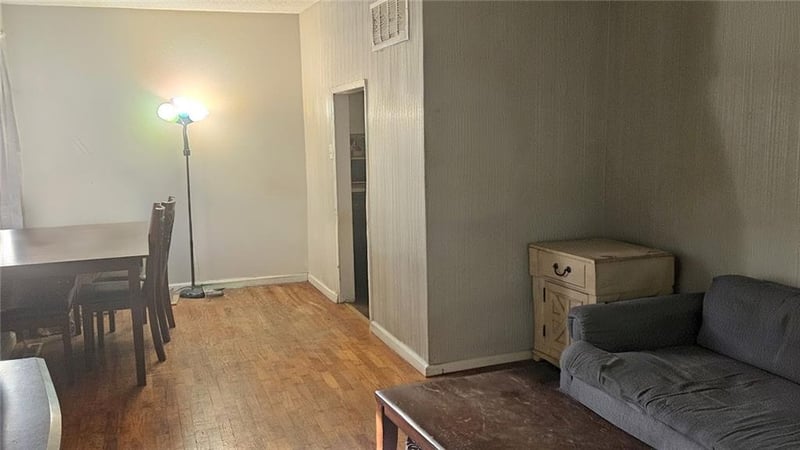 411 North St, Warrensburg, MO 64093