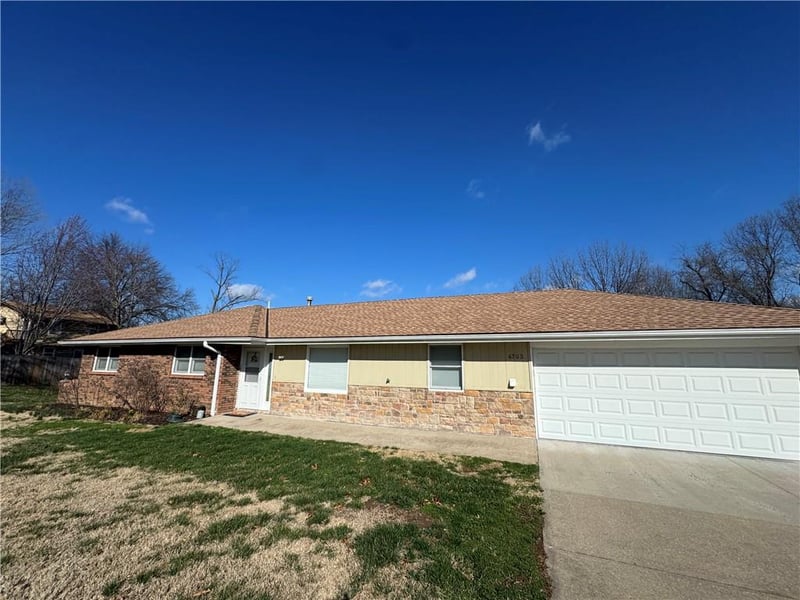 4703 NW Gower Ave, Riverside, MO 64150