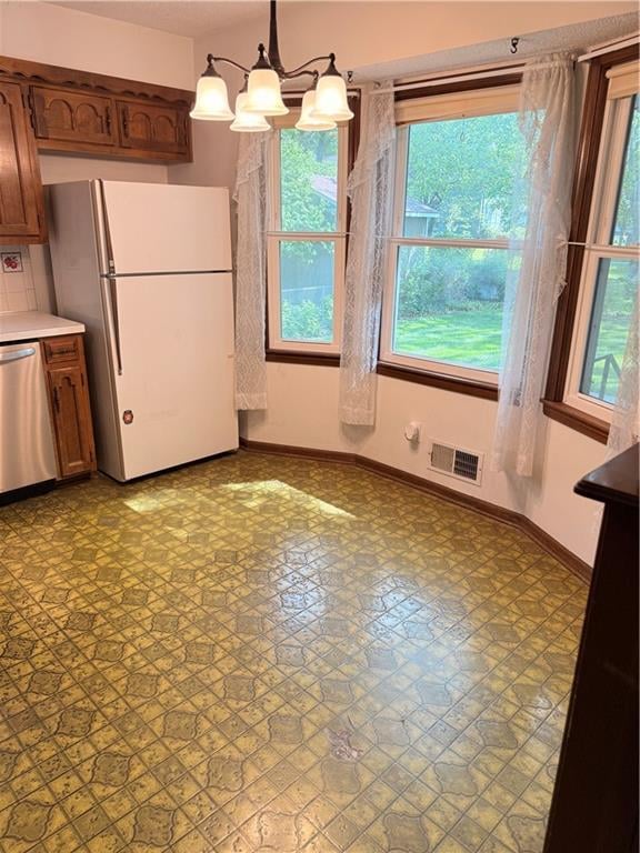 105 Landcaster Dr, Raymore, MO 64083
