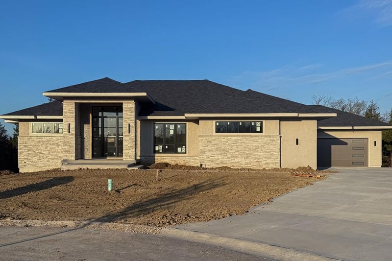 11560 Wild Rose Ln, Olathe, KS 66061