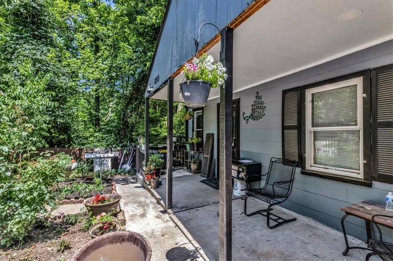 8303 Wabash Ave, Kansas City, MO 64132