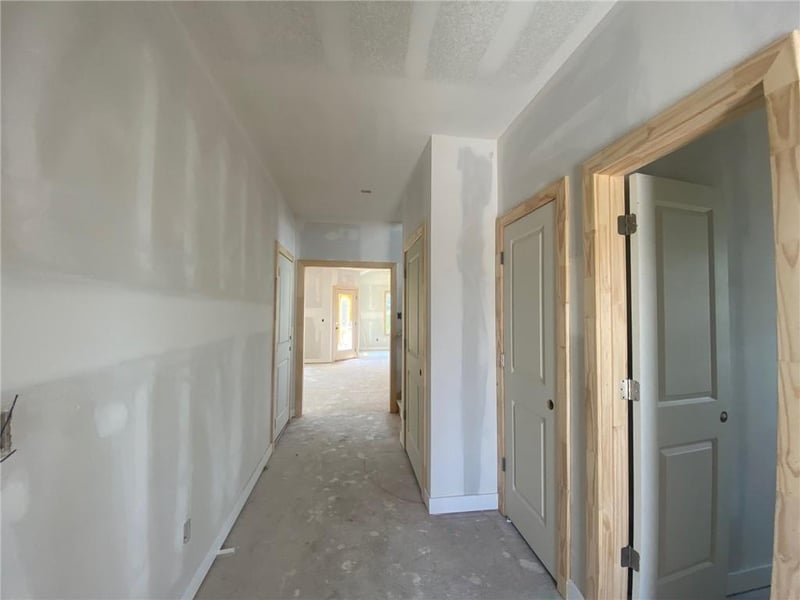 19362 Skyview Ln, Spring Hill, KS 66083