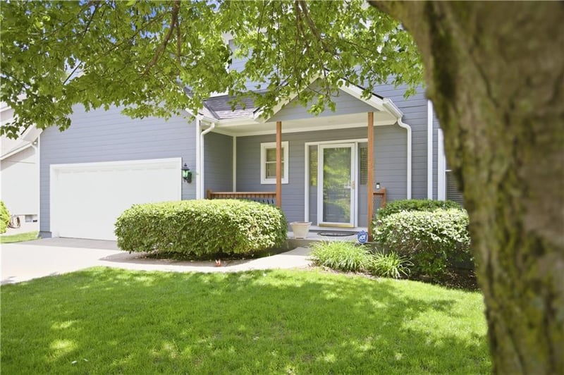 6275 157th St, Overland Park, KS 66223