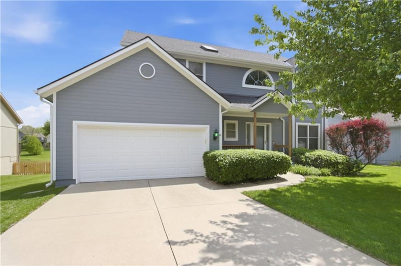 6275 157th St, Overland Park, KS 66223