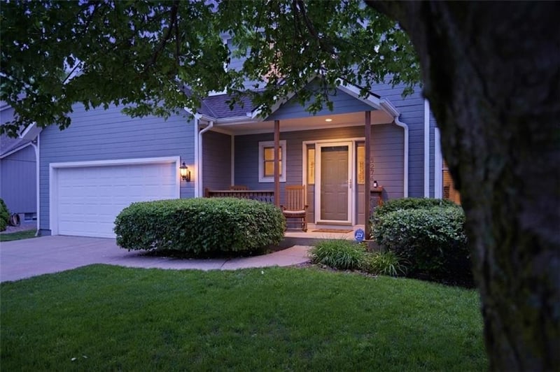 6275 157th St, Overland Park, KS 66223