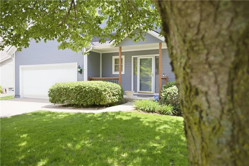 6275 157th St, Overland Park, KS 66223