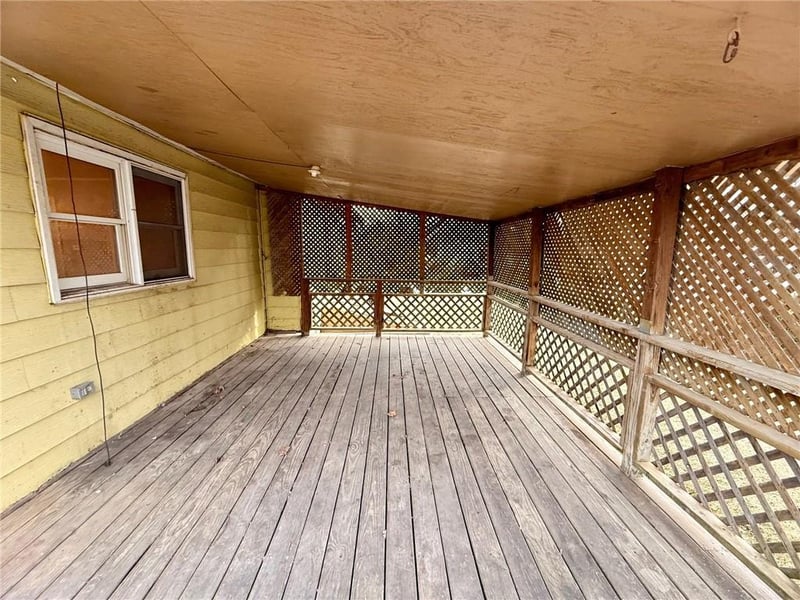 422 S Laura St, Maryville, MO 64468