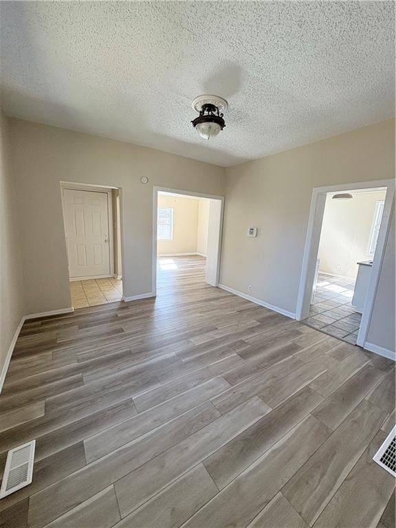 714 Prospect St, Leavenworth, KS 66048