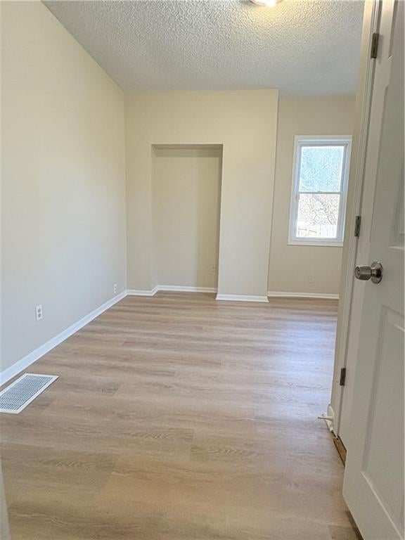 714 Prospect St, Leavenworth, KS 66048