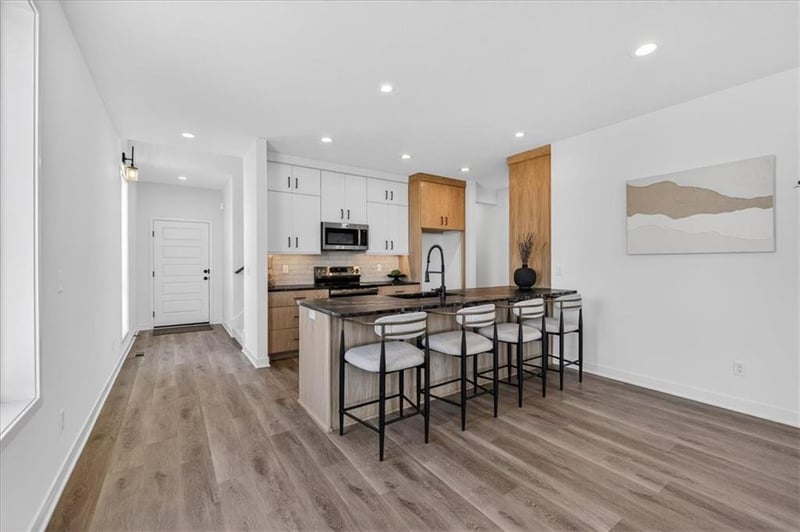 9310 Freedom St, Lenexa, KS 66227