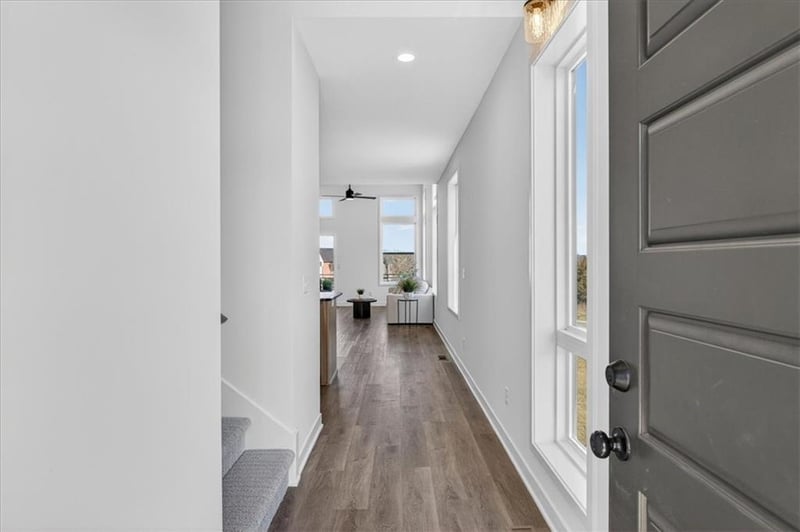 9307 Aminda St, Lenexa, KS 66227